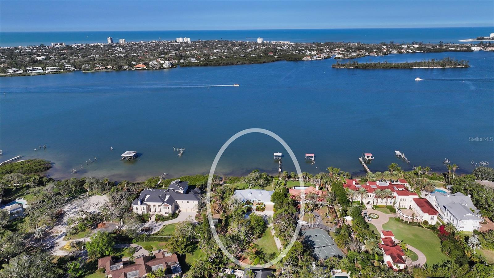 1440 Kimlira Ln Property Photo 2