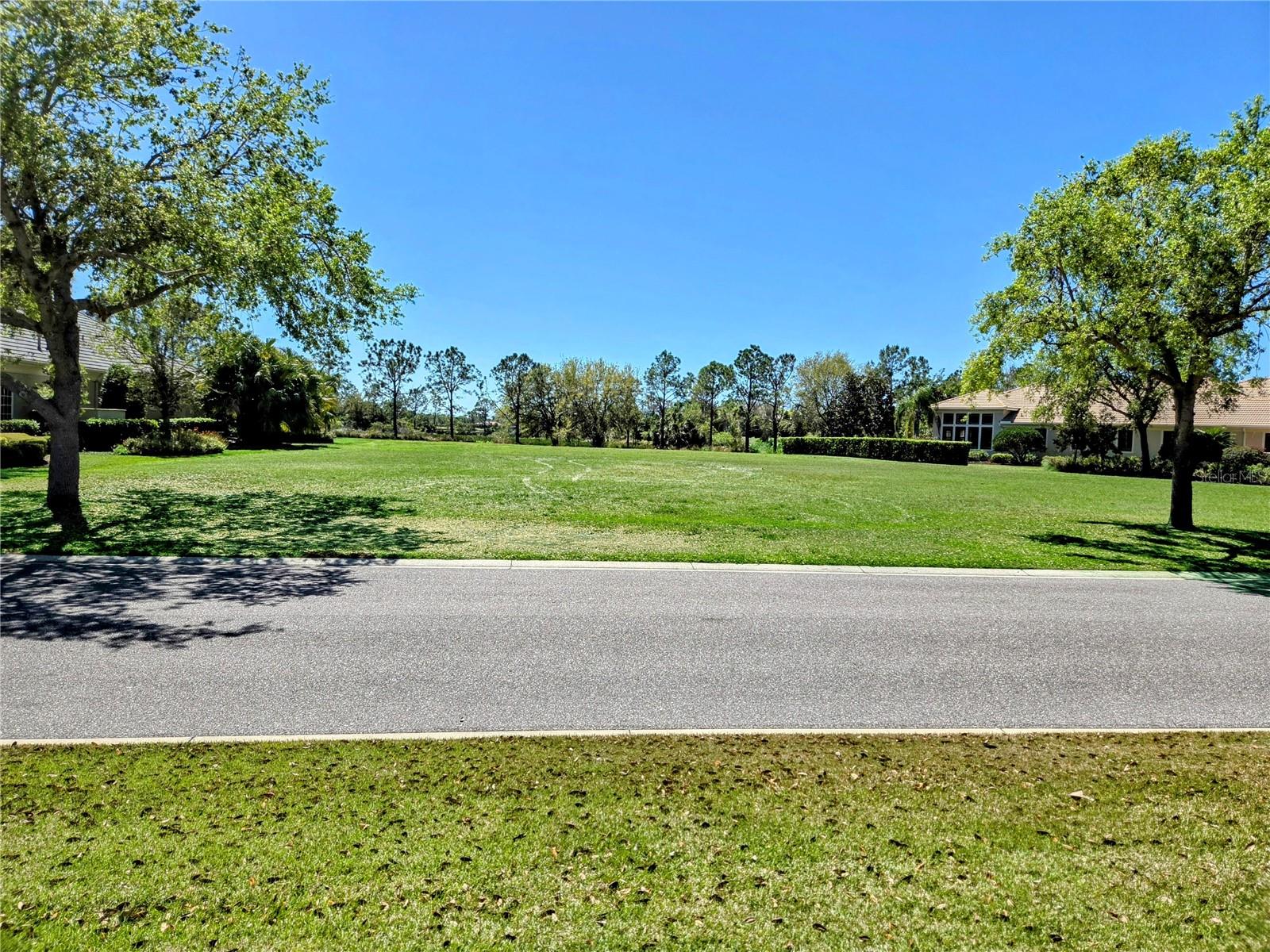 16108 Clearlake Ave Property Photo