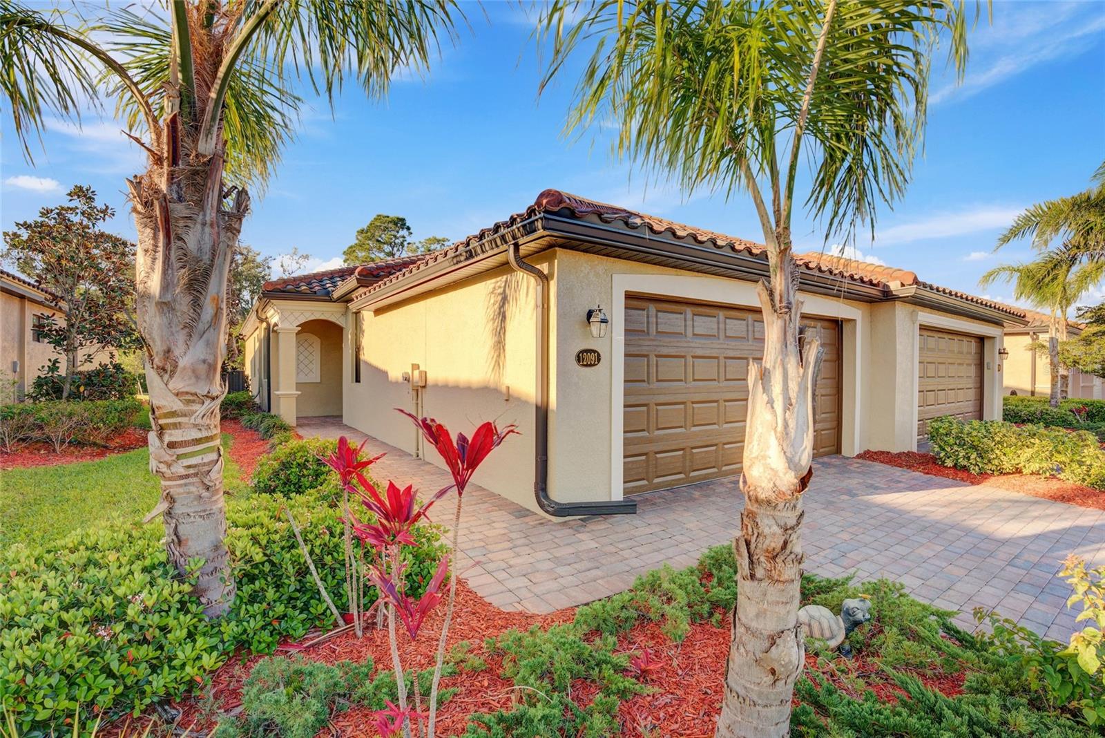 12091 Amica Loop Property Photo 6