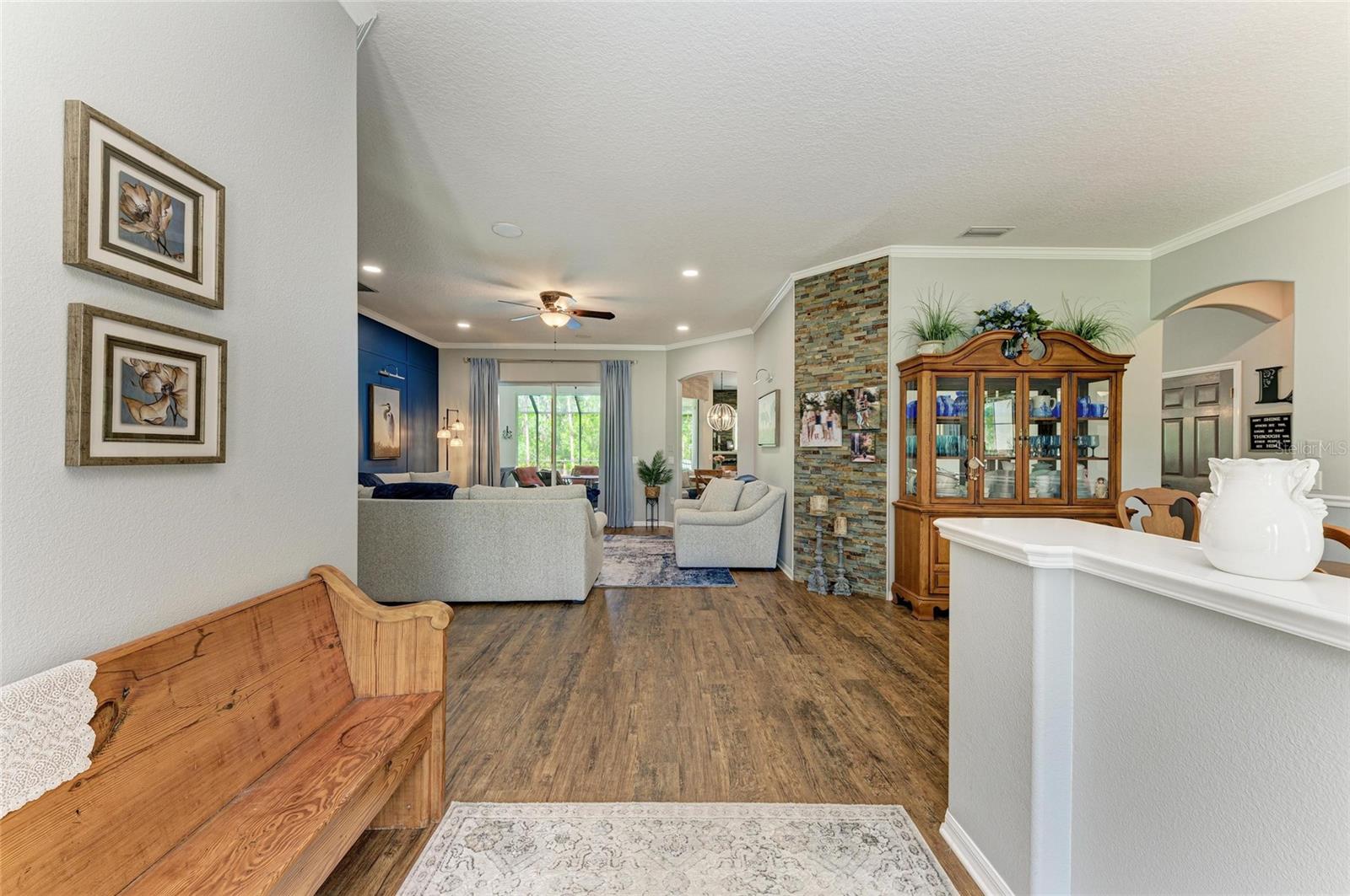 22333 Panther Loop Property Photo 4