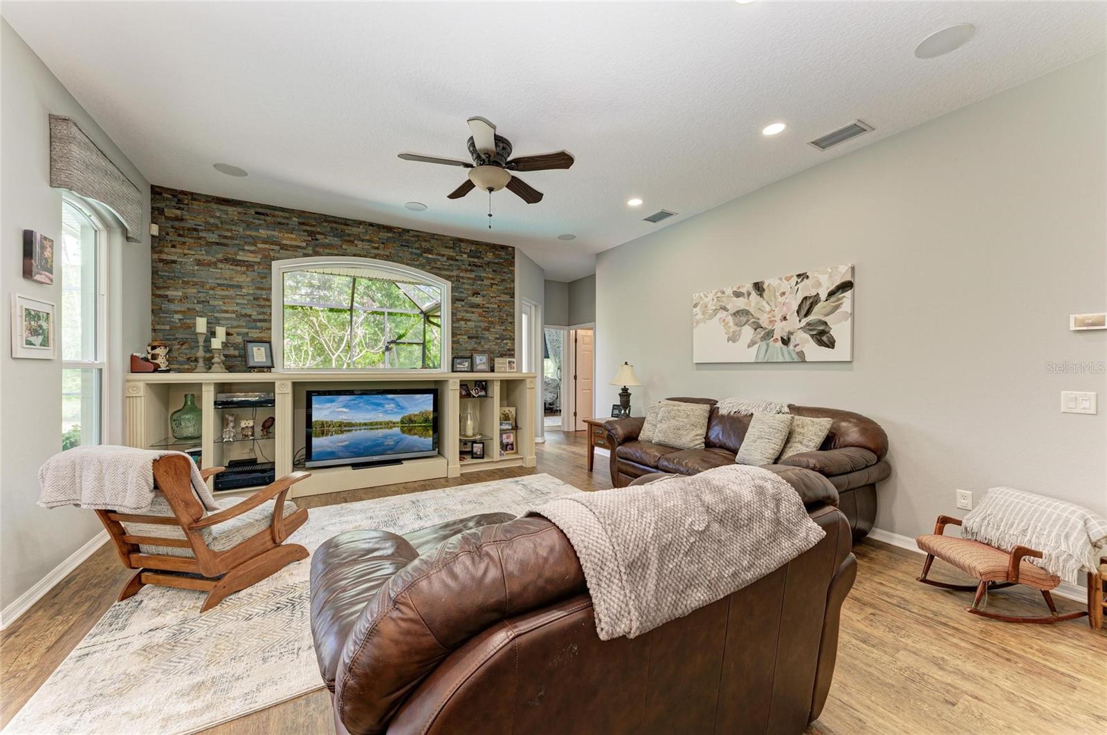 22333 Panther Loop Property Photo 14