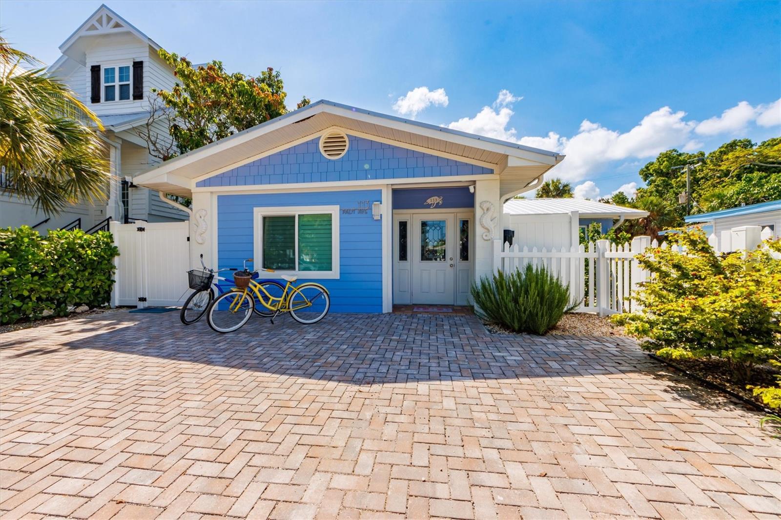 113 Palm Ave Property Photo