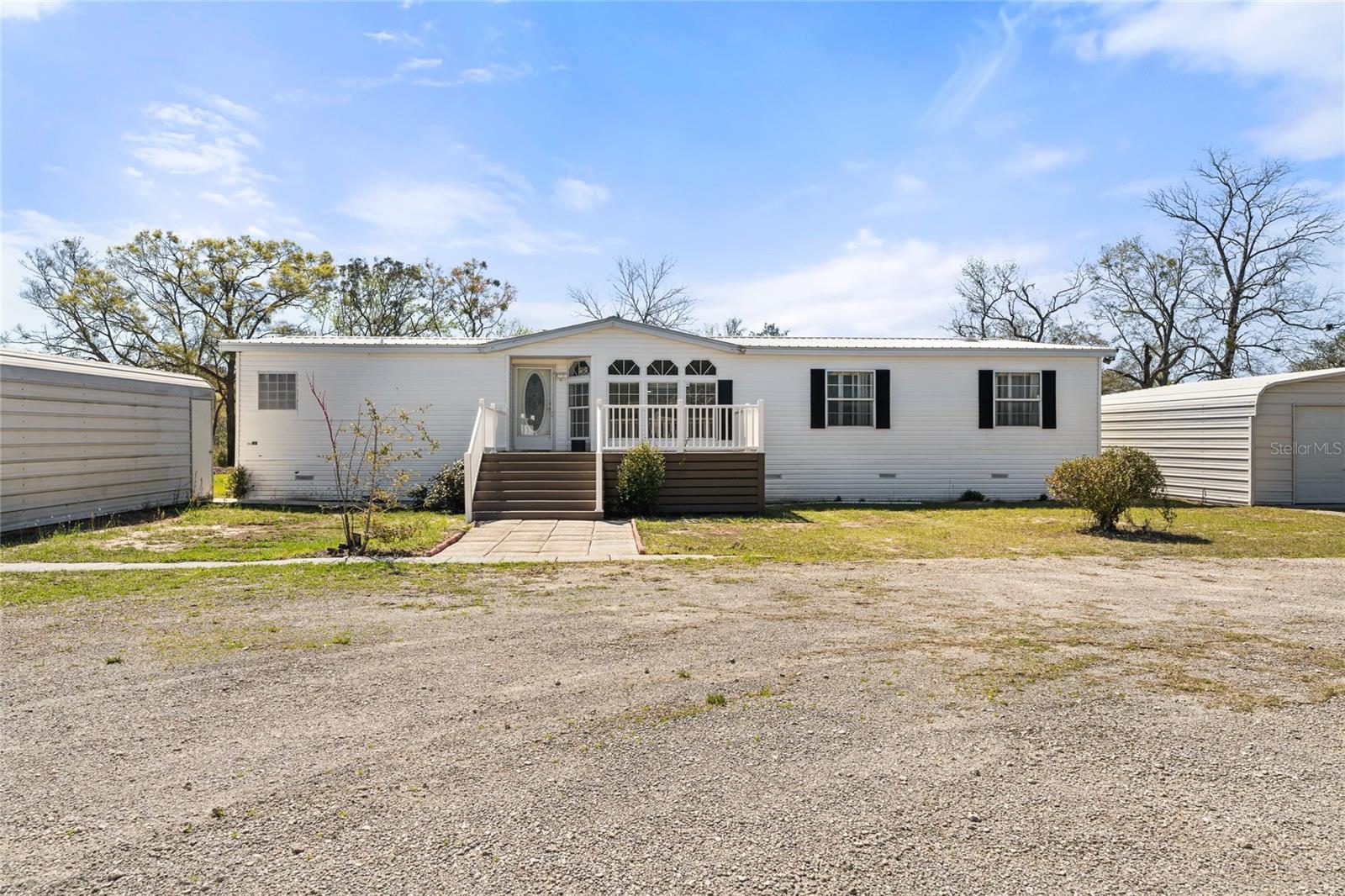 21884 Whitfield Pl Property Photo 1