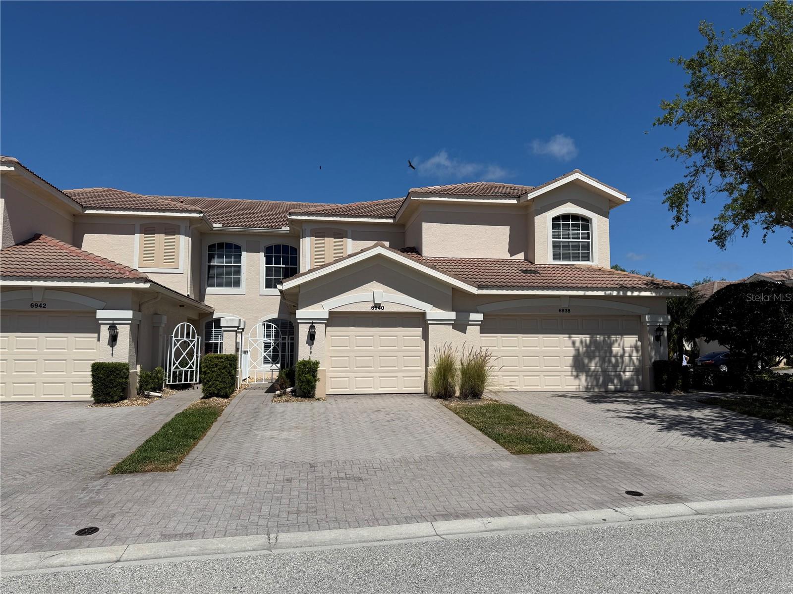 6940 Prosperity Cir #402 Property Photo