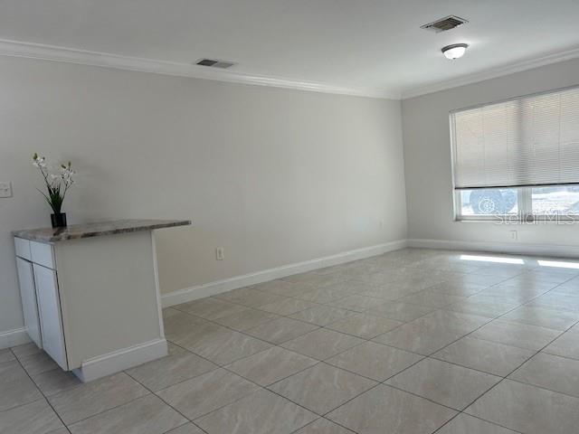 110 Pine Ave Property Photo 3