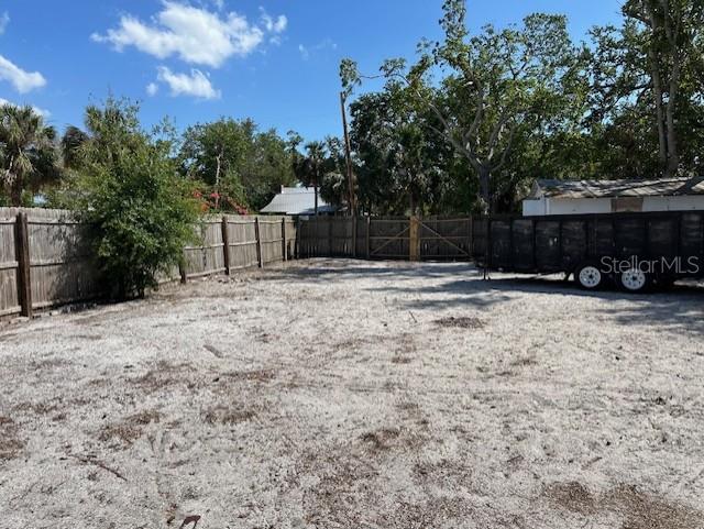 110 Pine Ave Property Photo 11