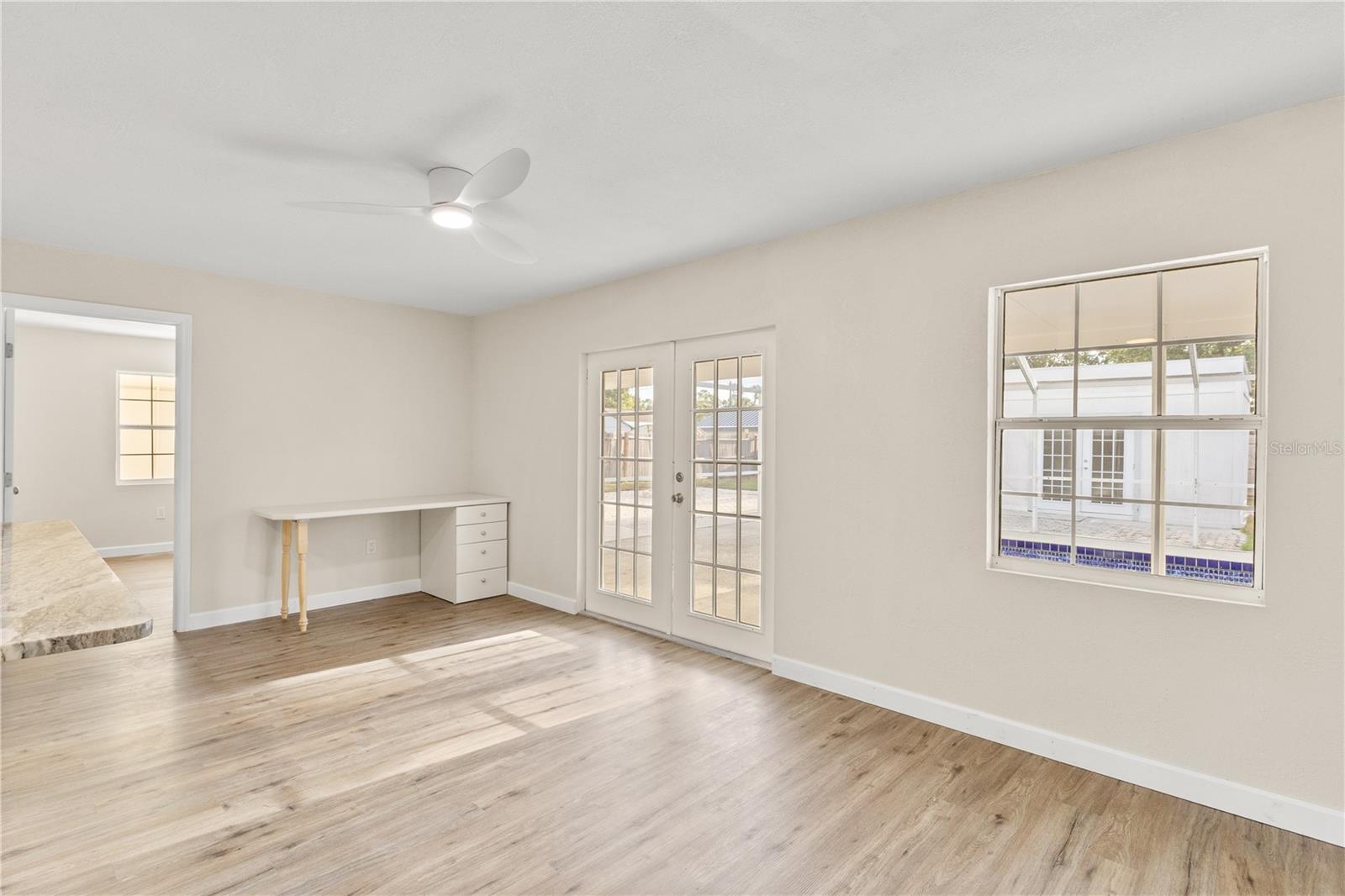 2070 Carpetgreen St Property Photo 13