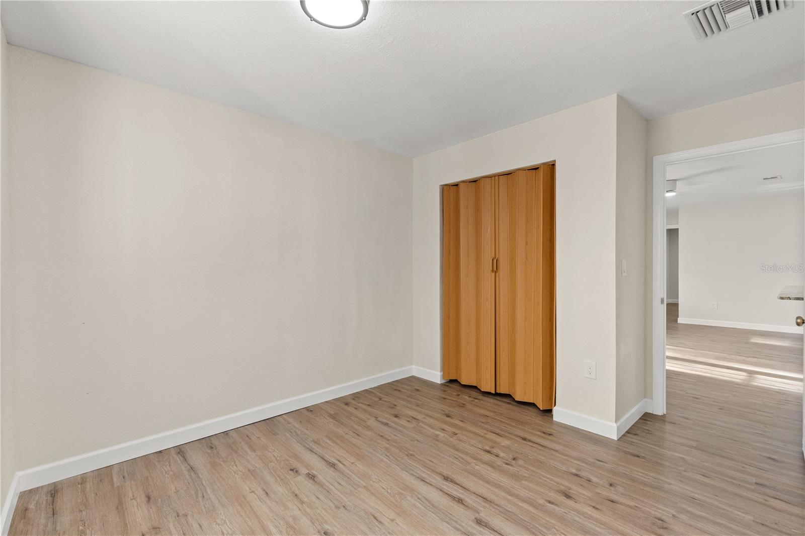 2070 Carpetgreen St Property Photo 22