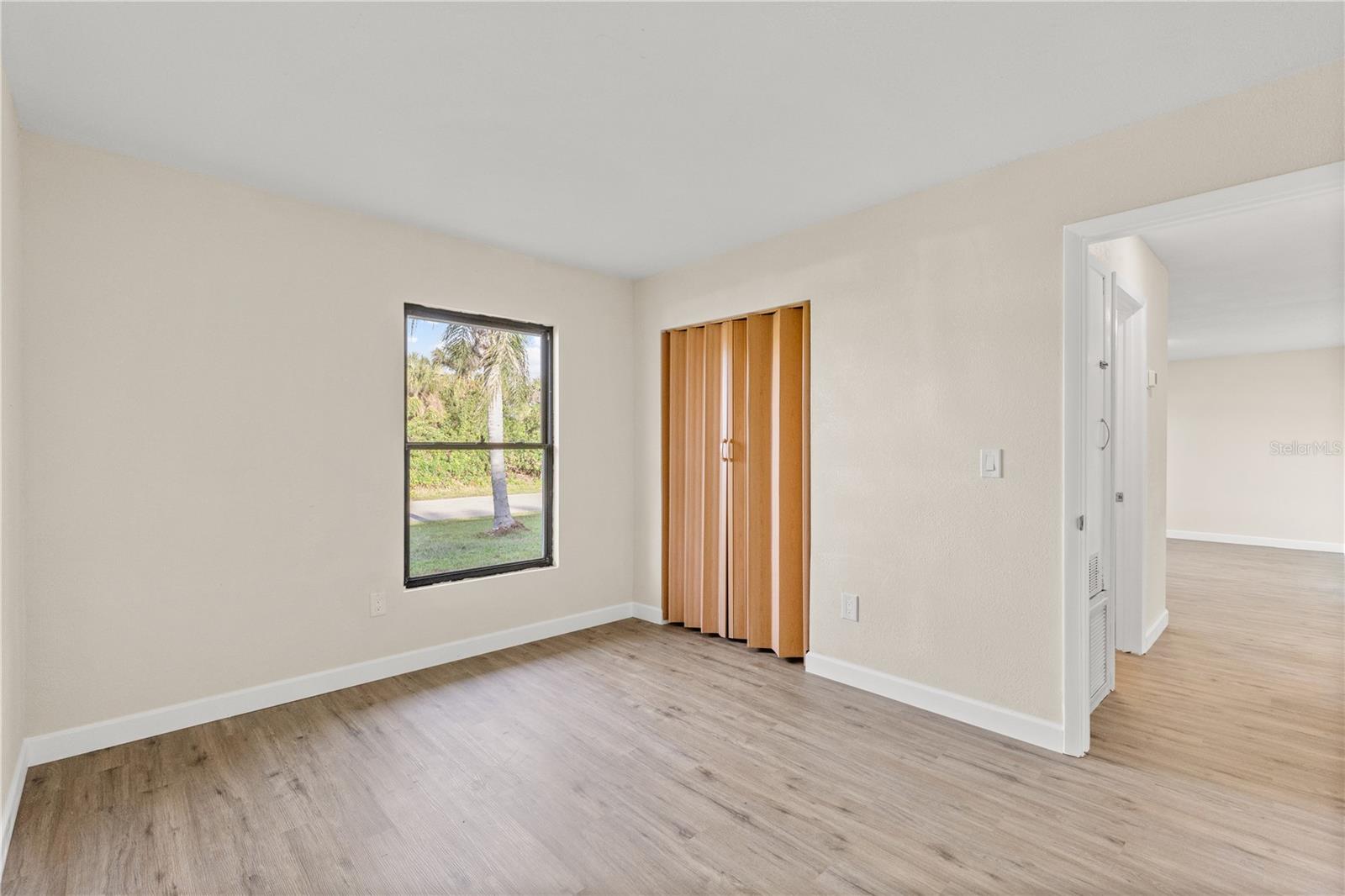 2070 Carpetgreen St Property Photo 23