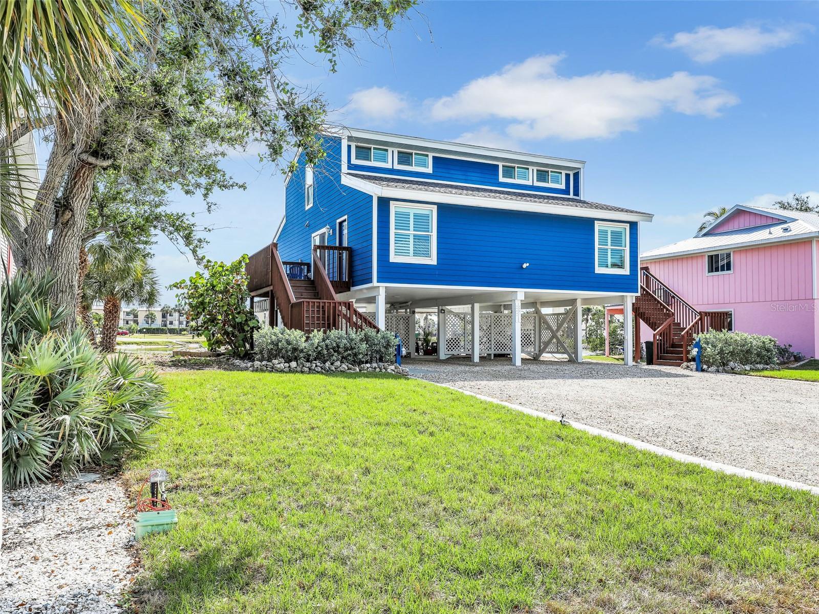 21687/689 Indian Bayou Dr Property Photo