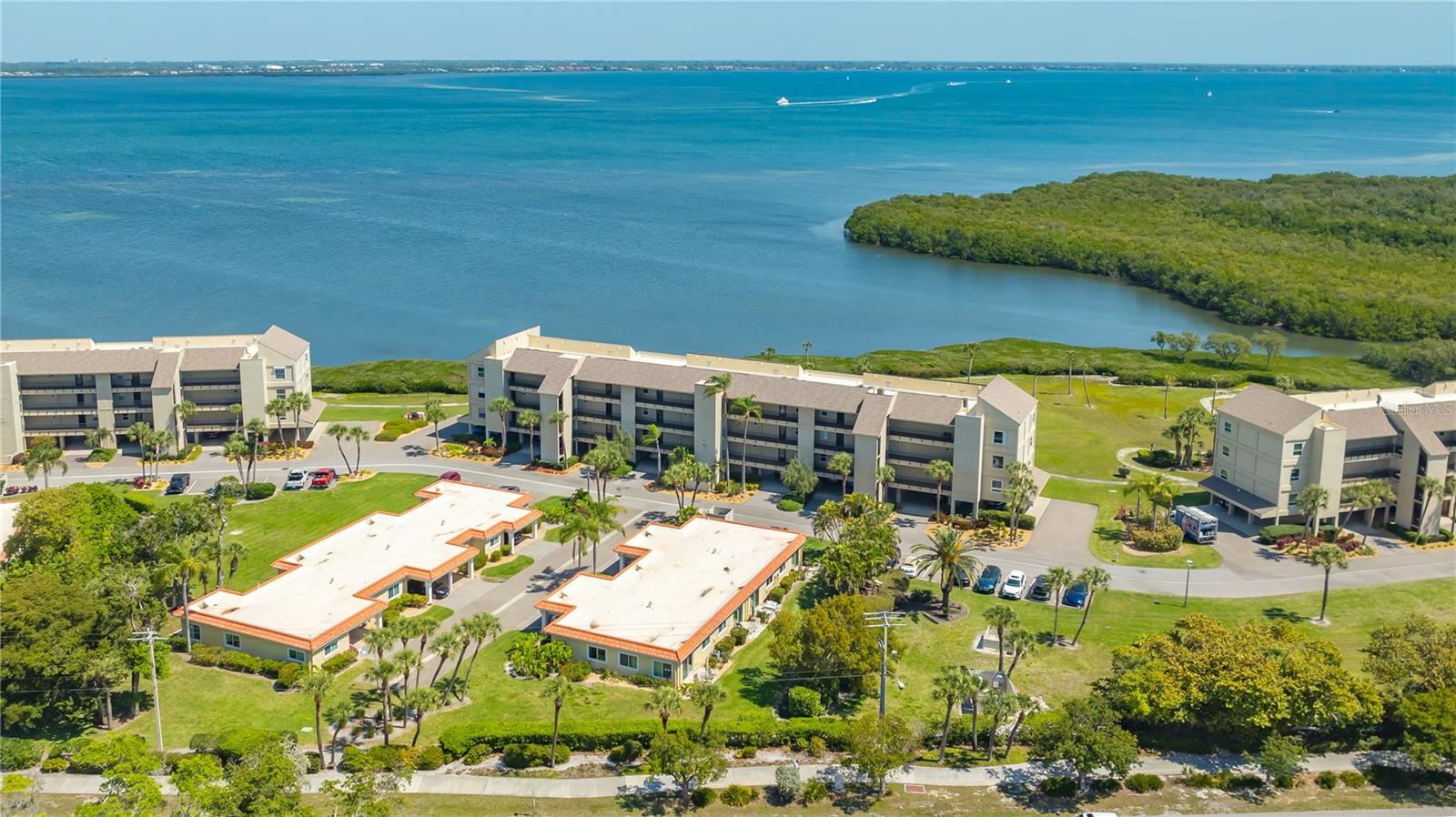 4760 Gulf Of Mexico Dr. Villa 7 Property Photo 1