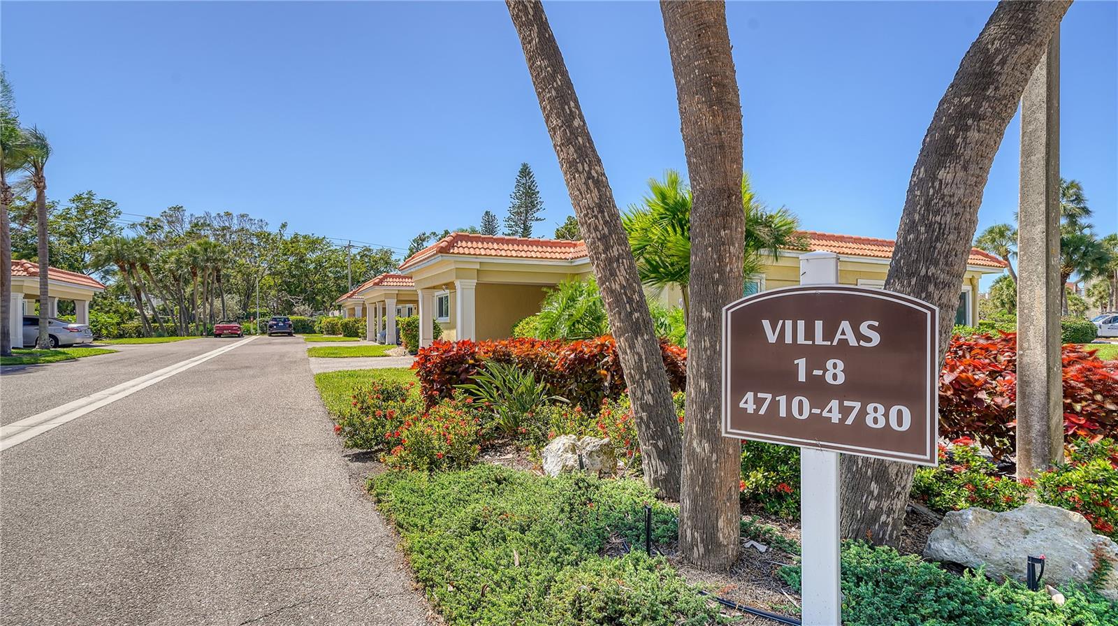 4760 Gulf Of Mexico Dr. Villa 7 Property Photo 2