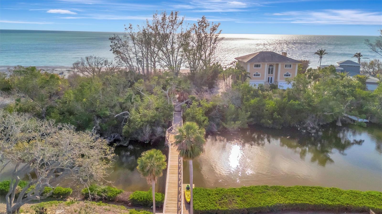 8555 Heron Lagoon Cir Property Photo 4