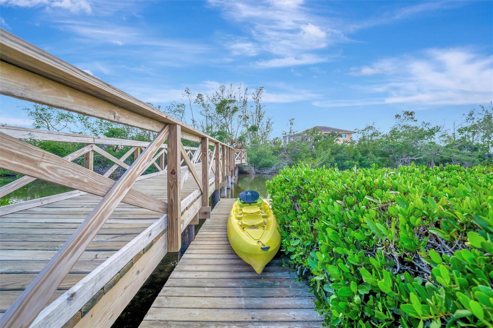 8555 Heron Lagoon Cir Property Photo 9