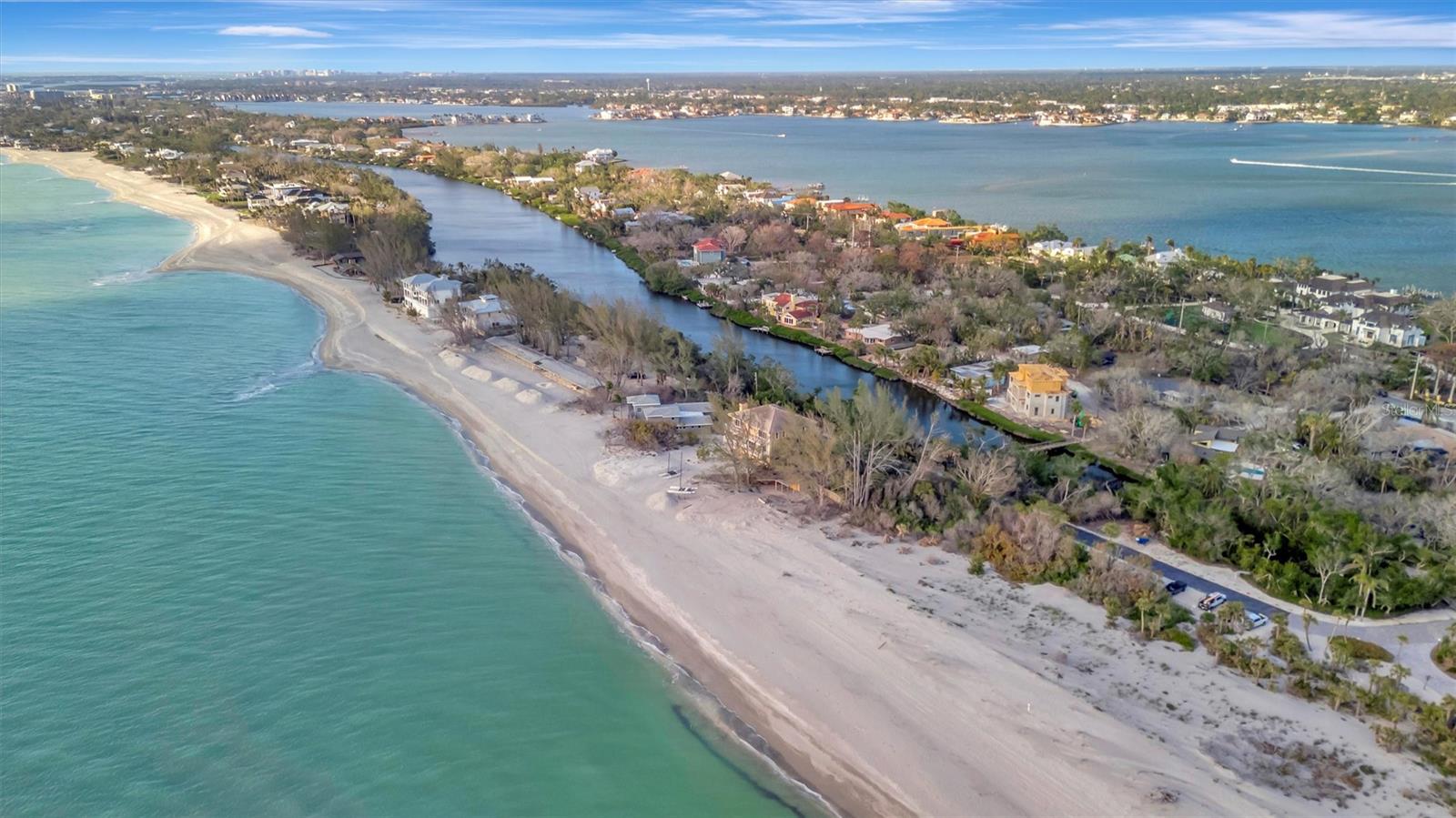 8555 Heron Lagoon Cir Property Photo 18