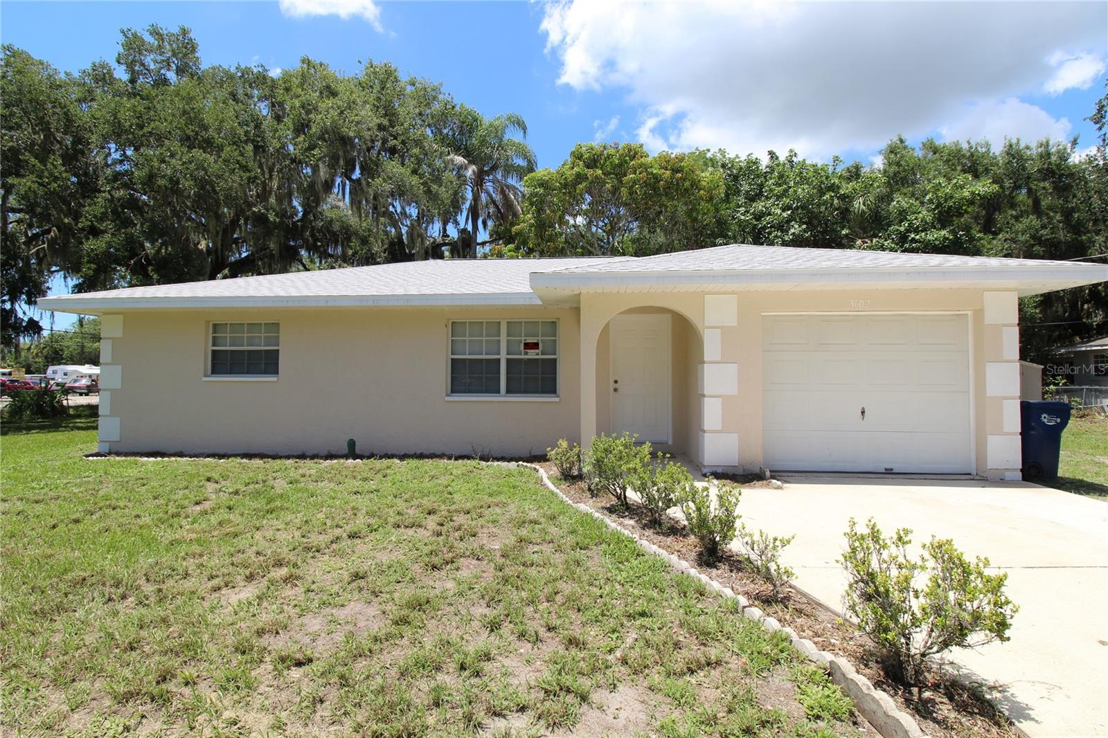 3602 Patten Ave Property Photo