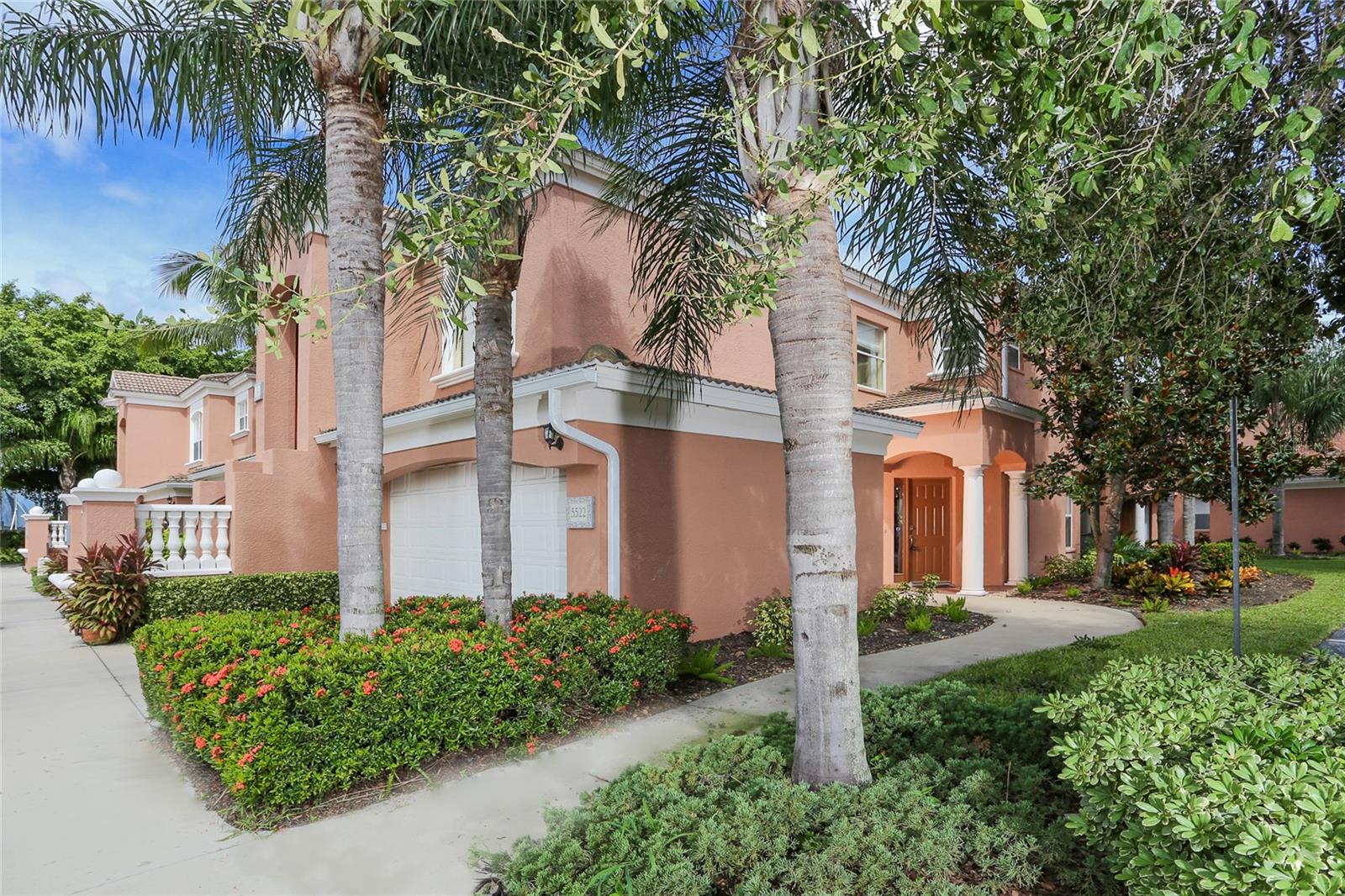 Academy Park Ph Iv & V Real Estate Listings Main Image