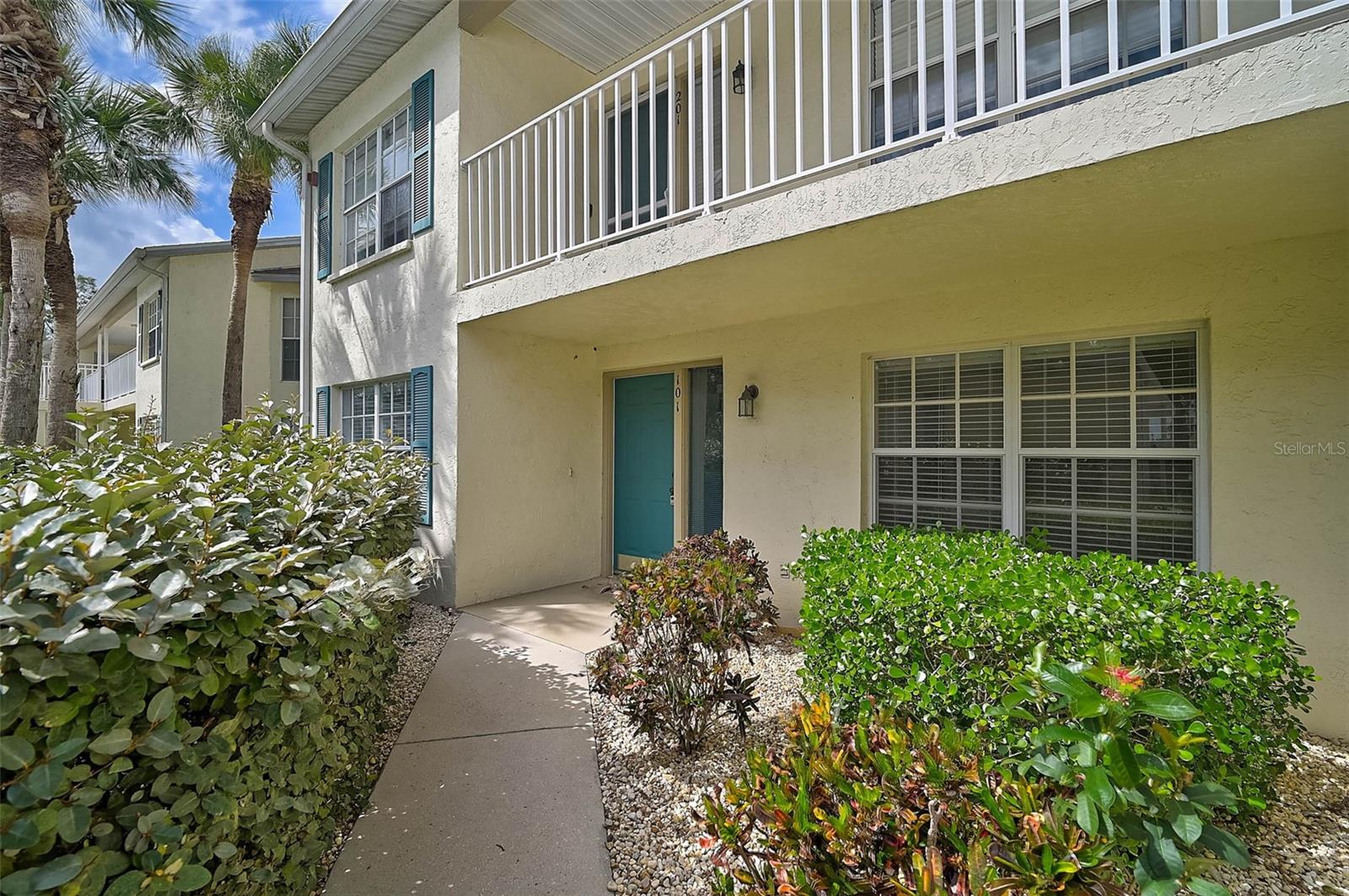 208 Silver Lake Dr #101 Property Photo