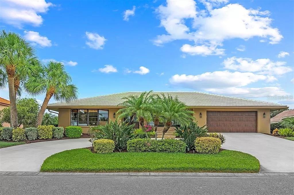 228 Lookout Point Dr Property Photo