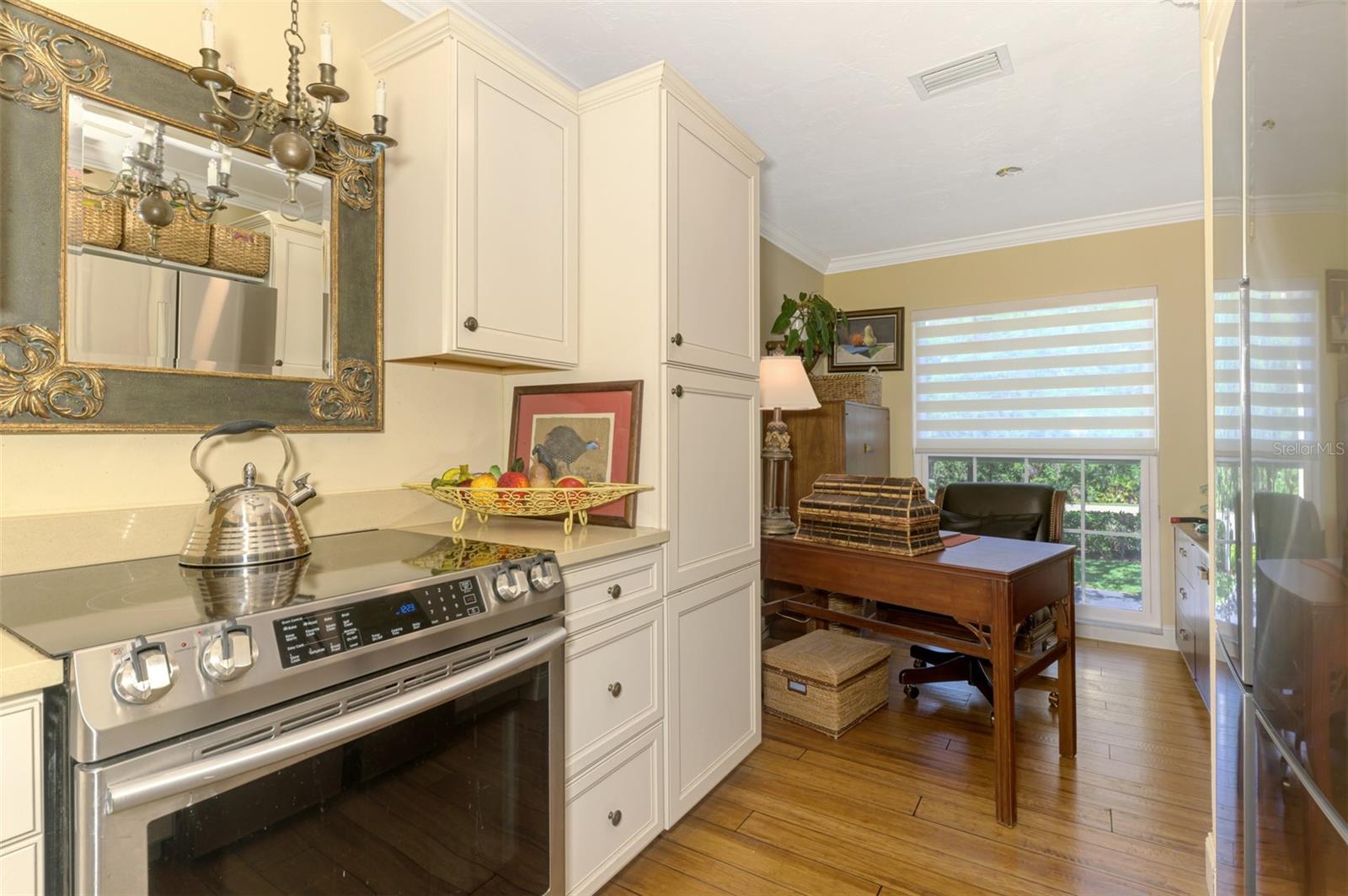 4489 Longmeadow #74 Property Photo 25