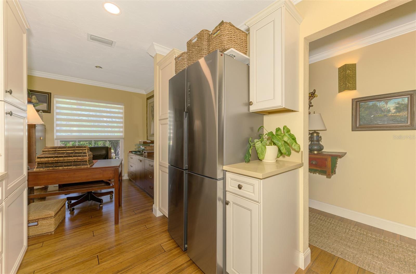4489 Longmeadow #74 Property Photo 26