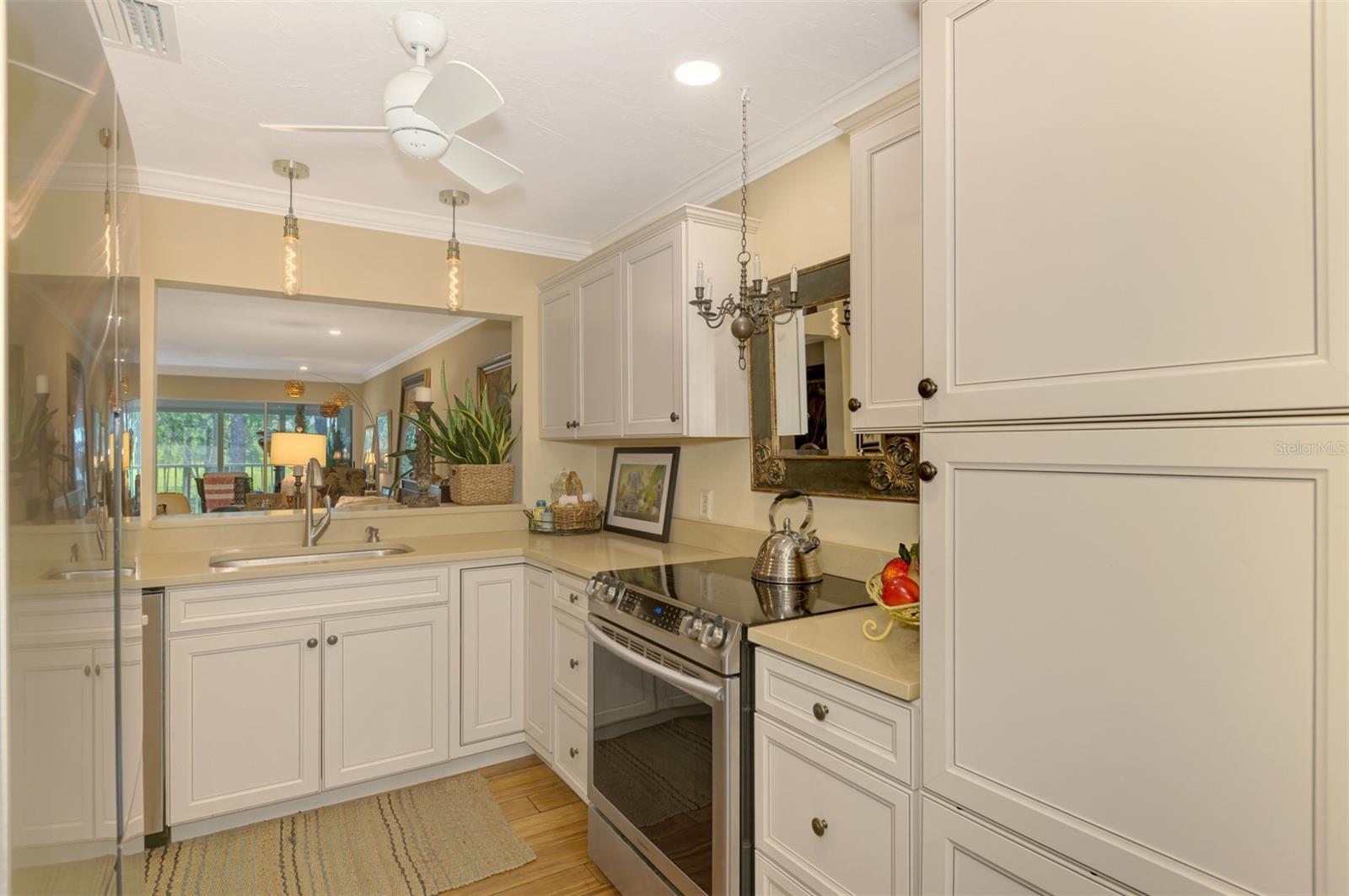 4489 Longmeadow #74 Property Photo 29