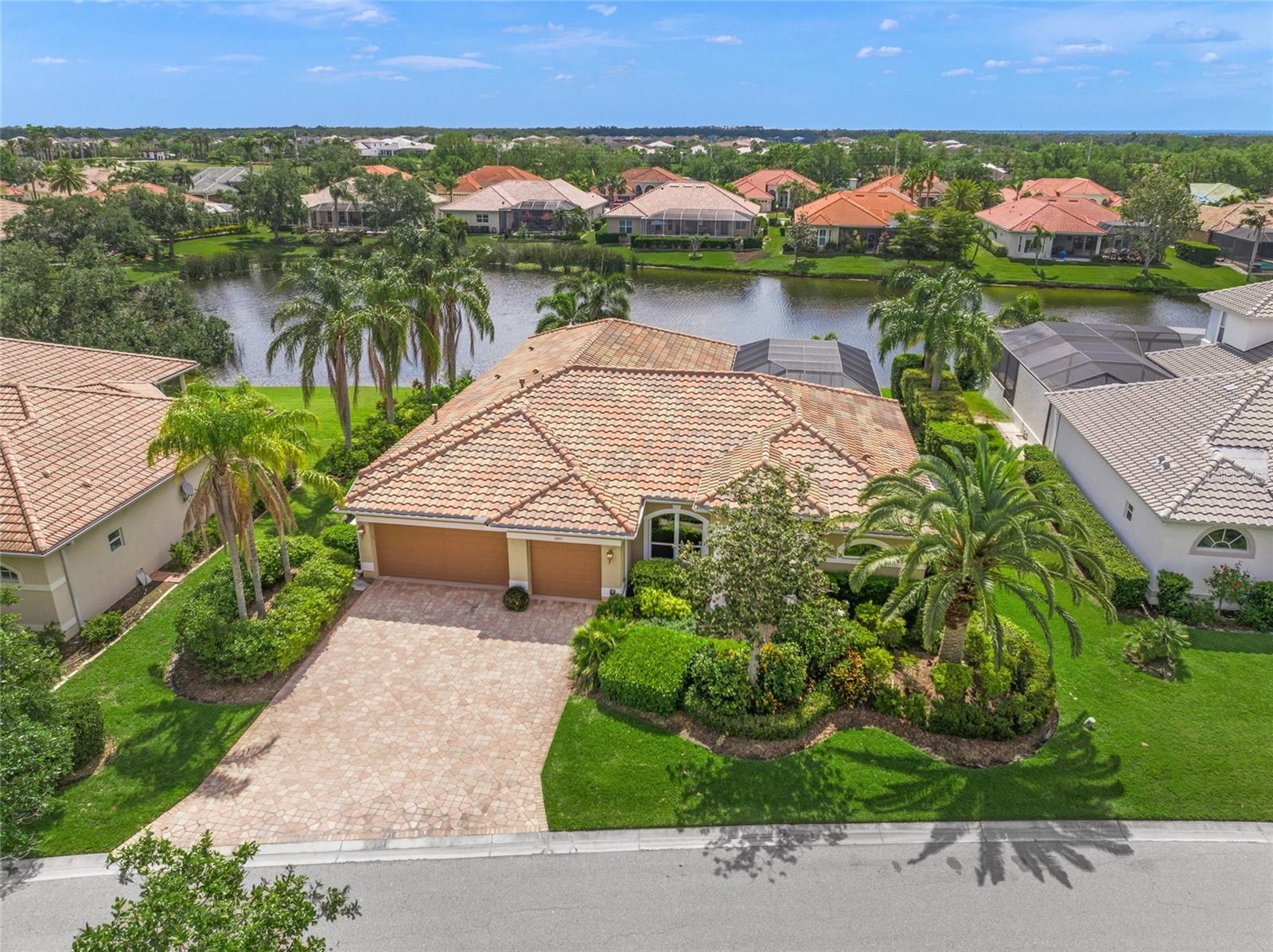 2893 Seasons Blvd Property Photo
