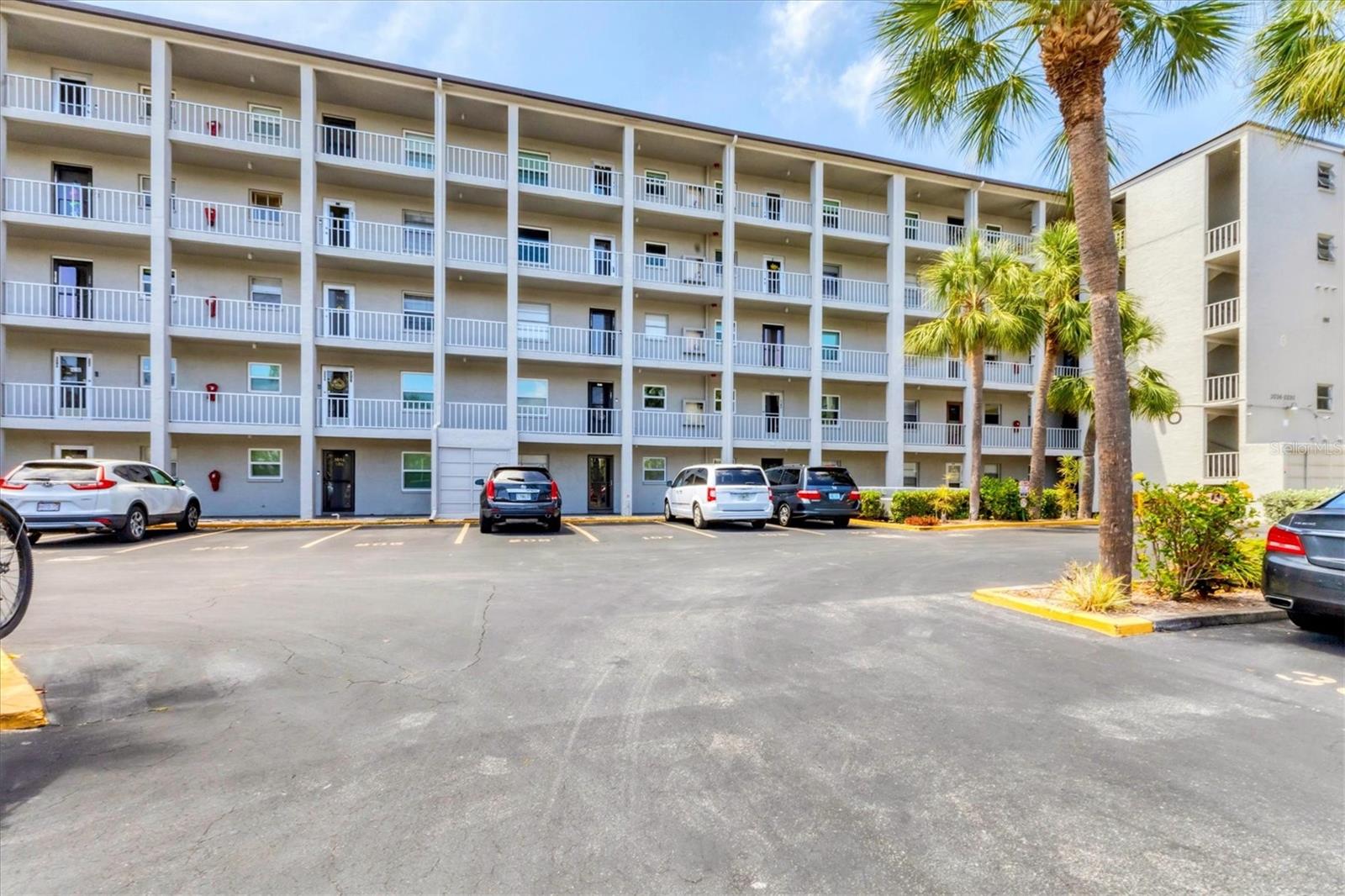 3204 Lake Bayshore Dr #407 Property Photo