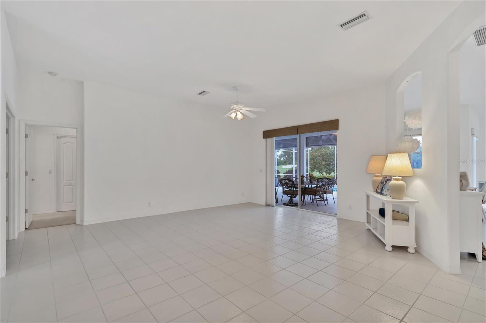 8718 Grey Oaks Ave Property Photo 8