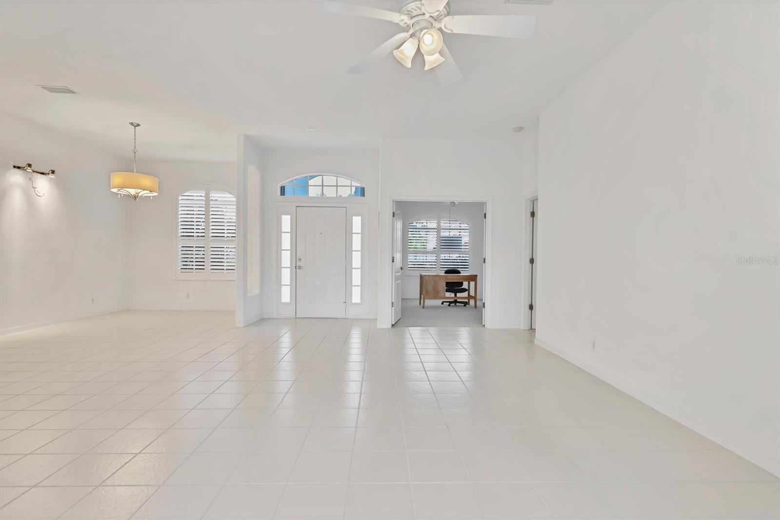 8718 Grey Oaks Ave Property Photo 11