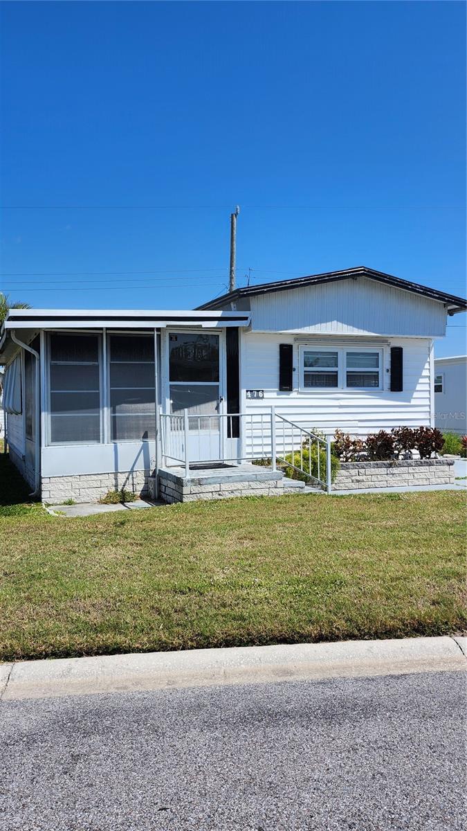 476 CHURCH RD Property Photo 1