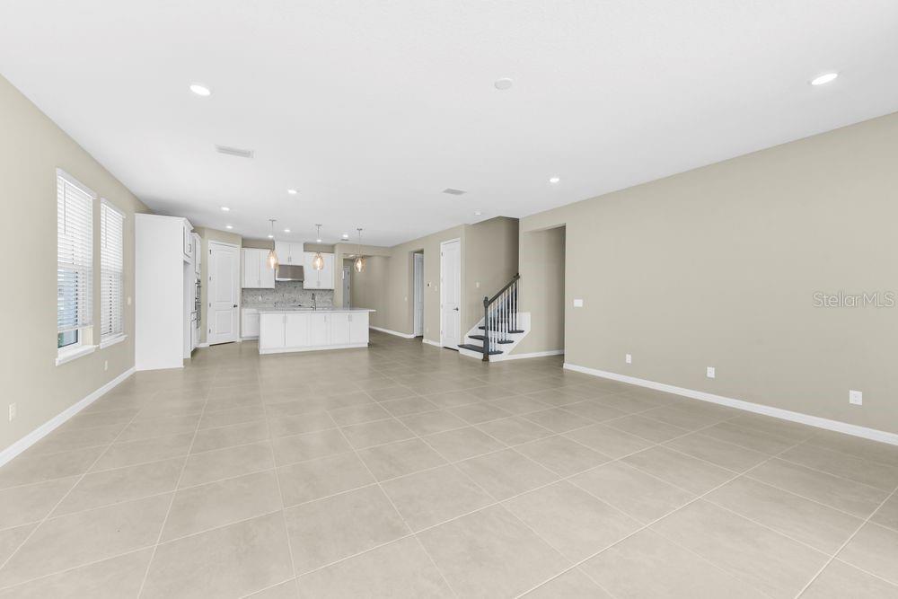 7052 Foxboro Way Property Photo 5