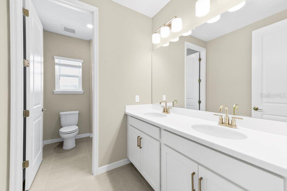 7052 Foxboro Way Property Photo 10