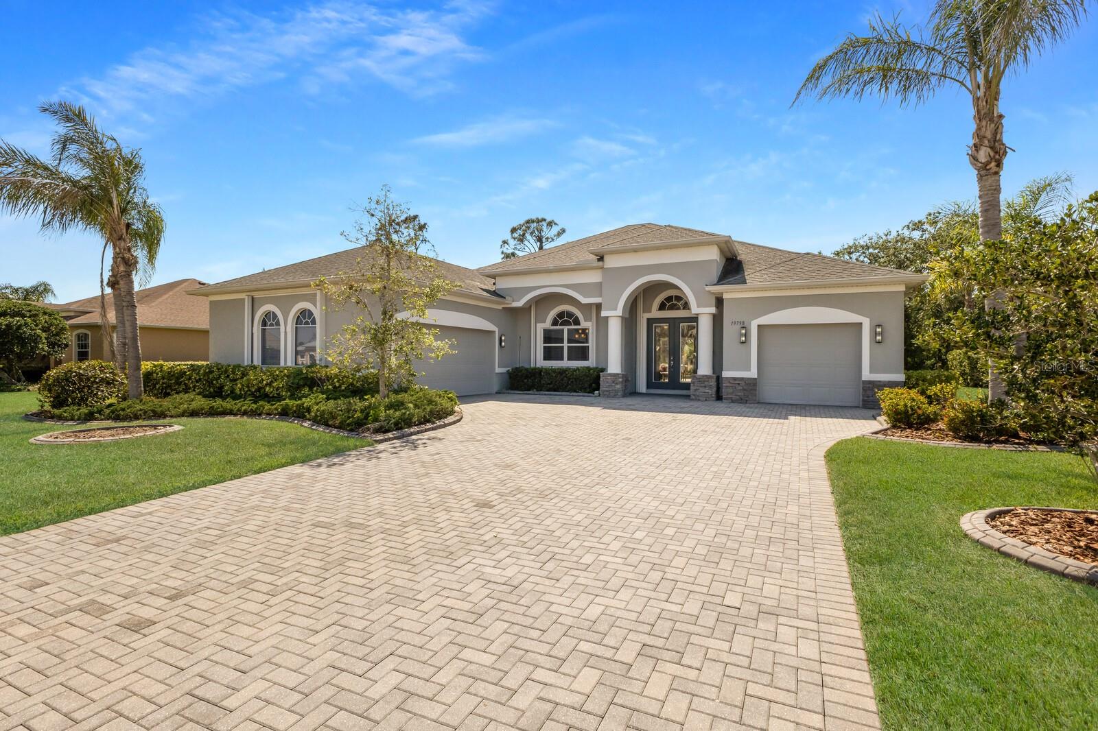 19798 Cobblestone Cir Property Photo