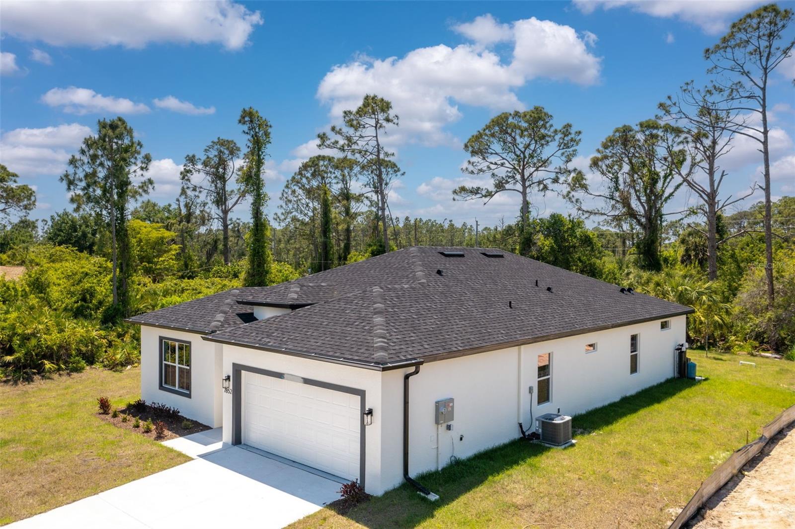 7852 Tasco Dr Property Photo 34
