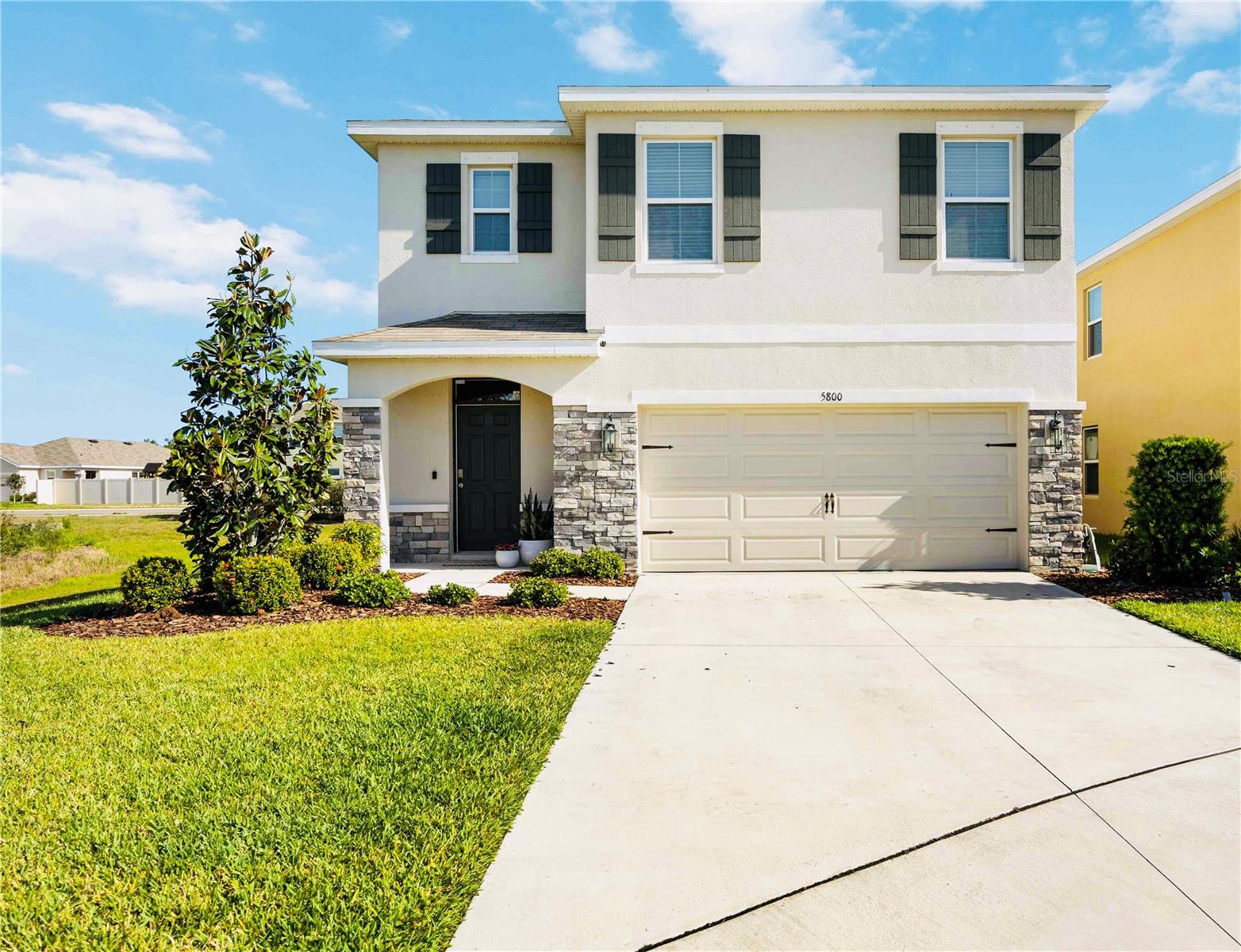 5800 Elegant Orchid Way Property Photo