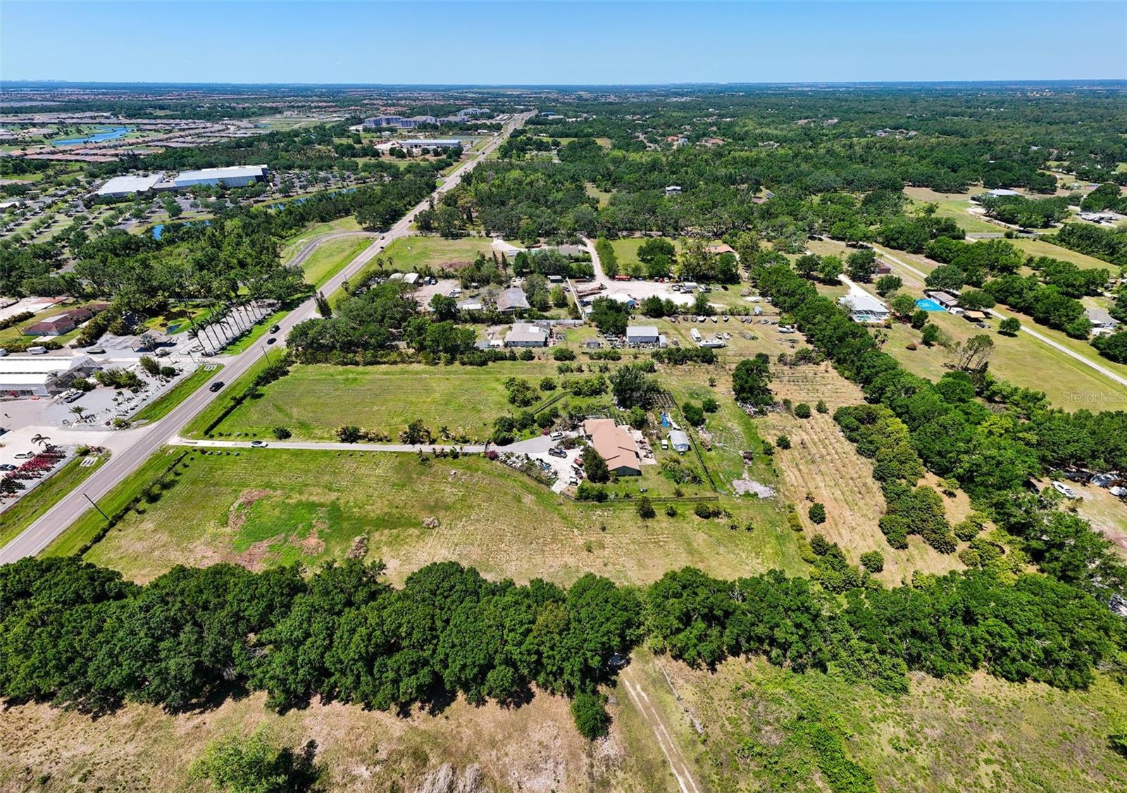 16305 E State Road 64 Property Photo 4
