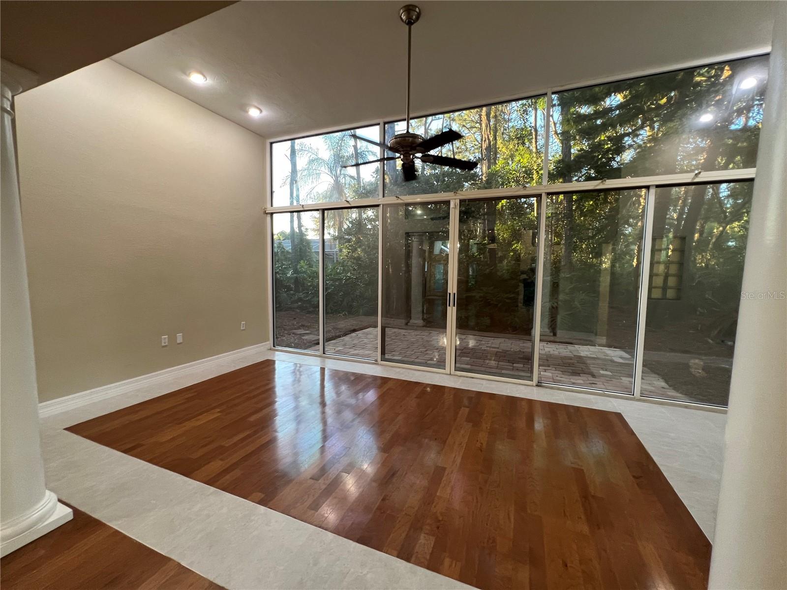 6435 Berkshire Pl Property Photo 5