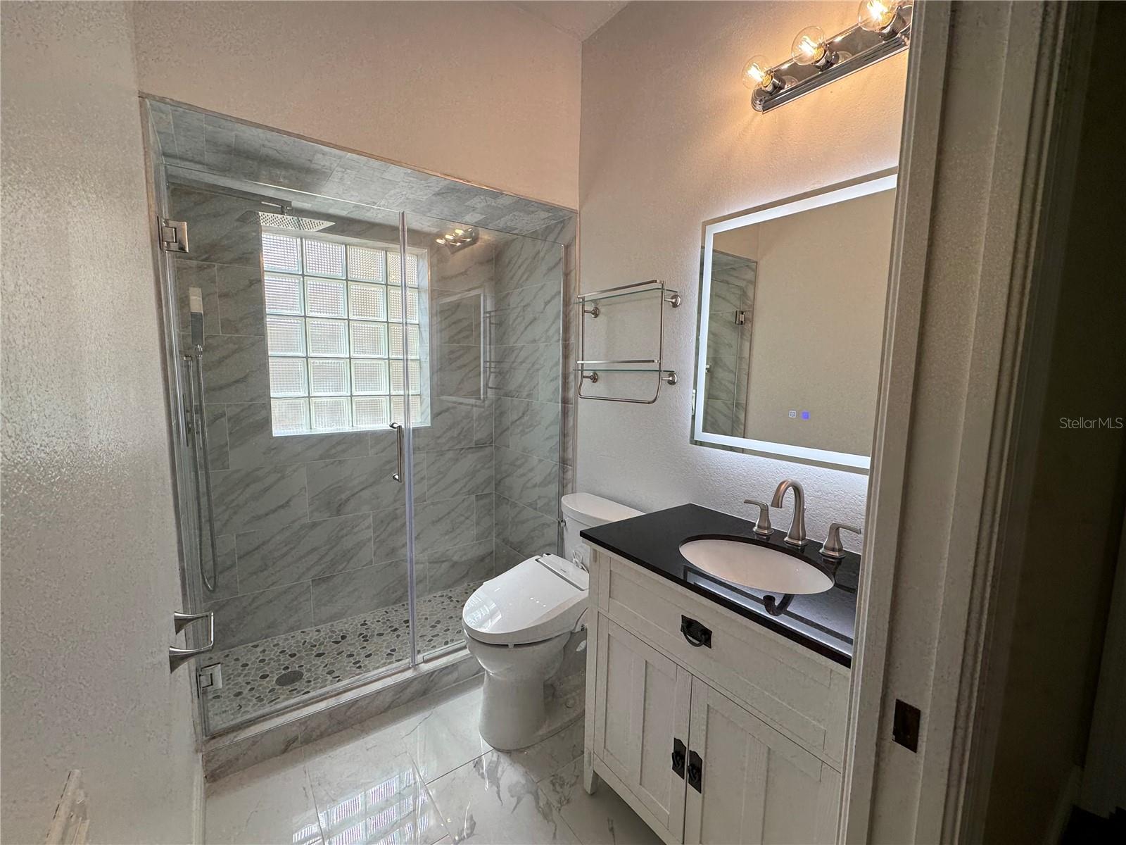 6435 Berkshire Pl Property Photo 29
