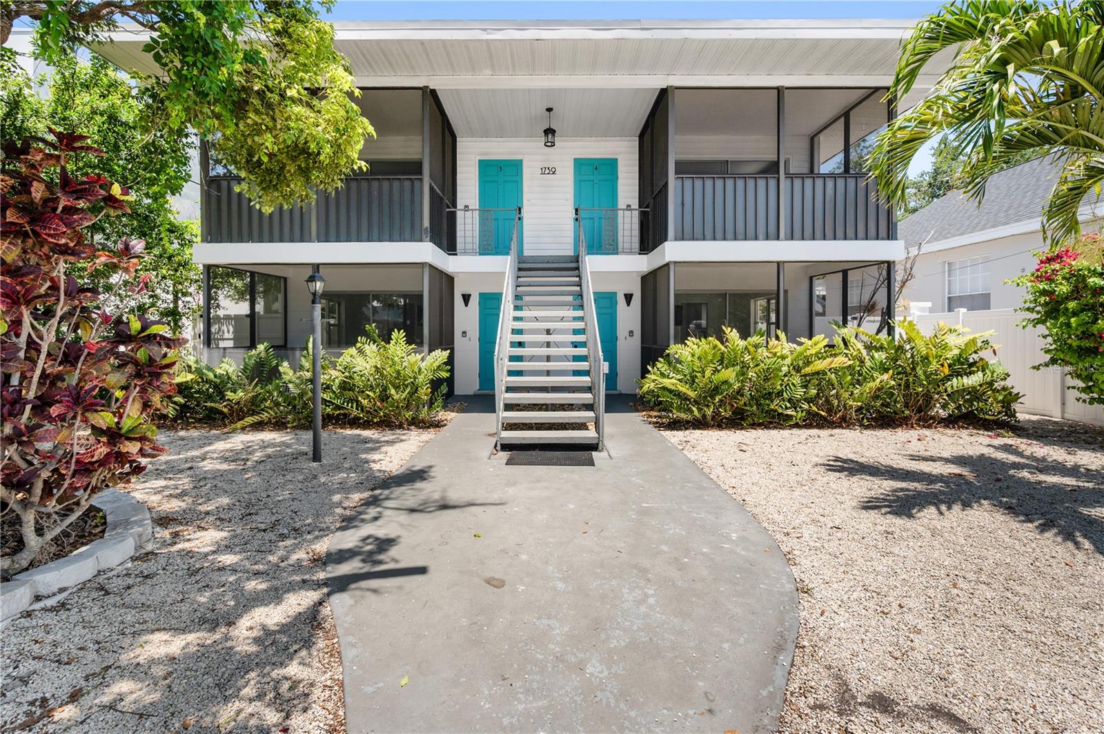1739 Siesta Dr #2 Property Photo