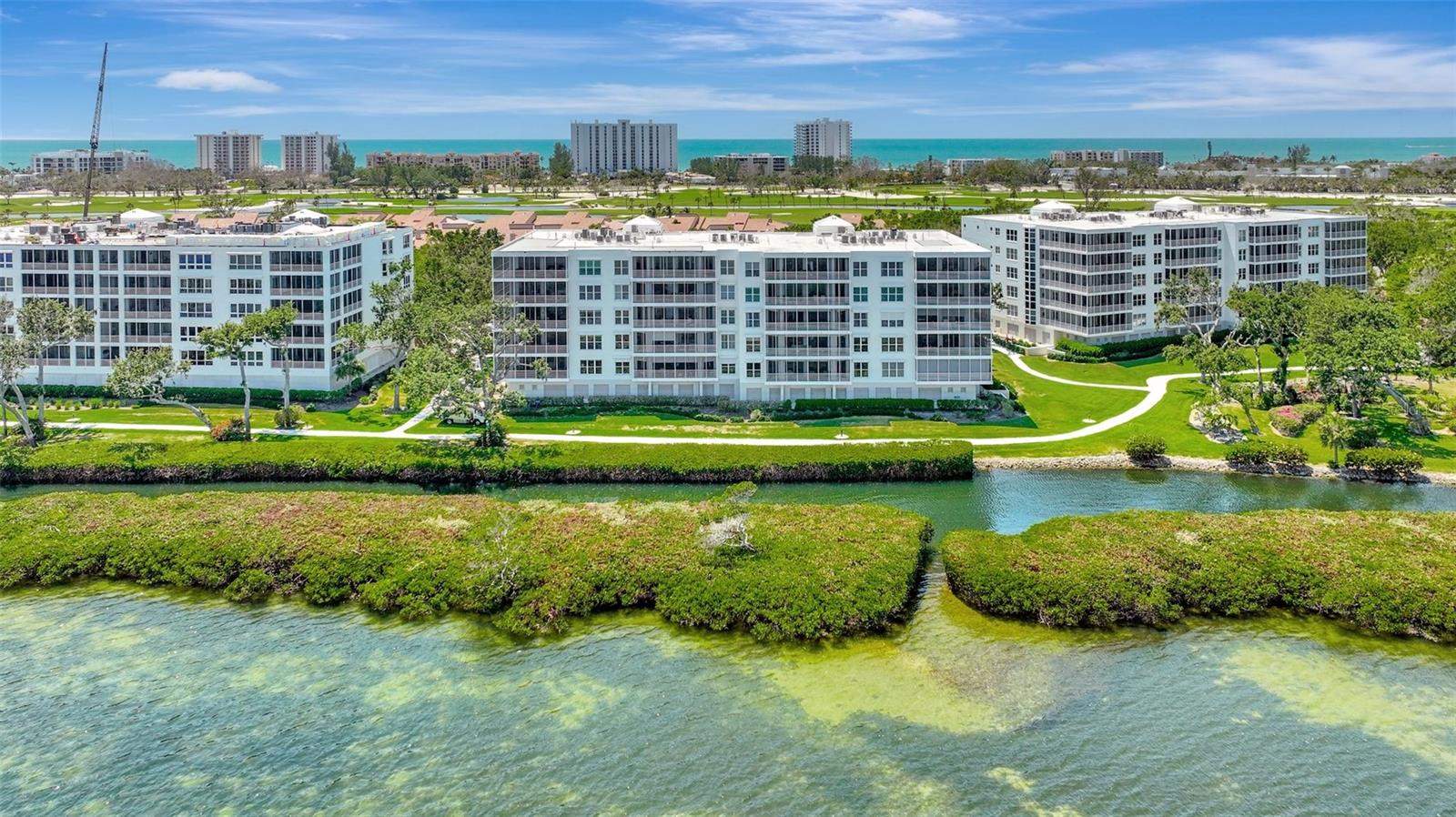 2450 Harbourside Dr #233 Property Photo