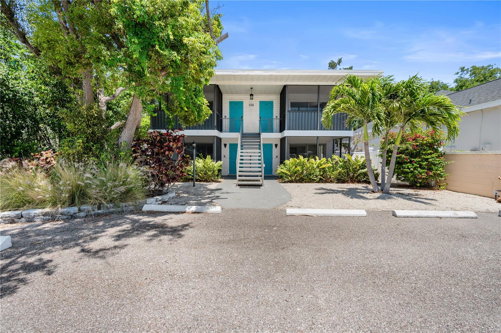 1739 Siesta Dr #4 Property Photo