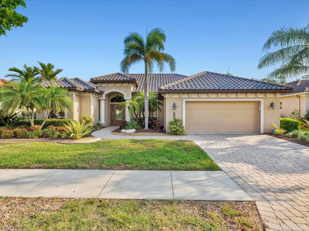 13644 Brilliante Dr Property Photo