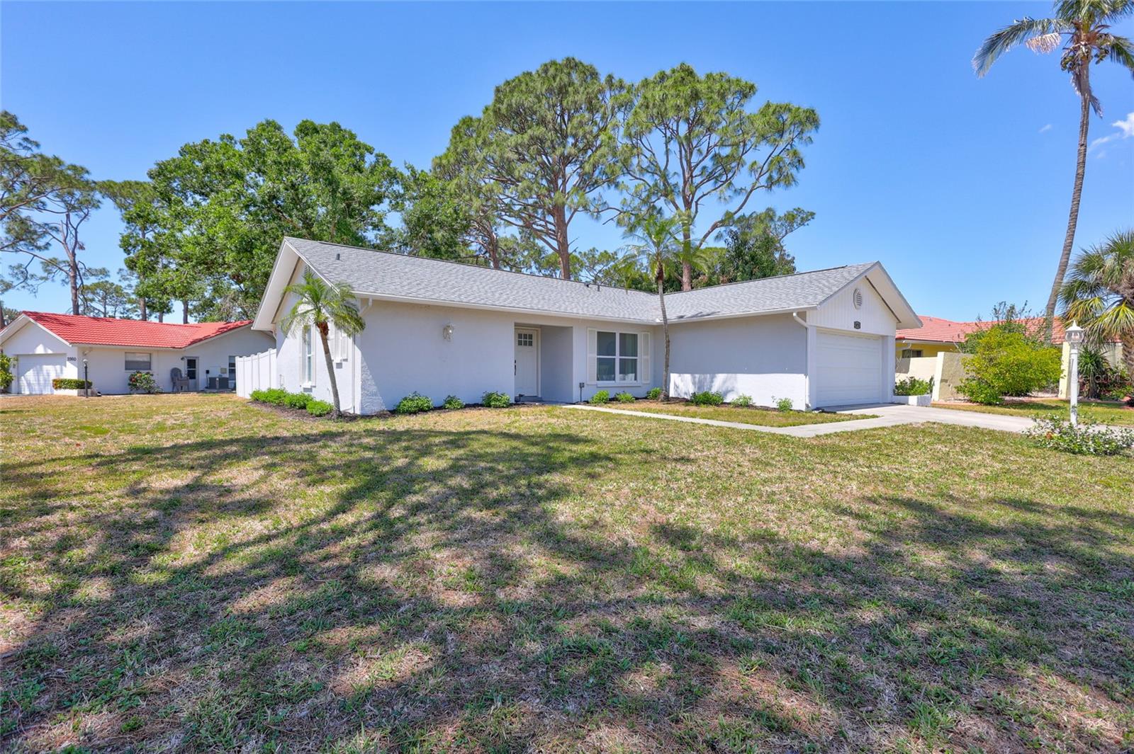 3978 Lemonwood Dr Property Photo 2