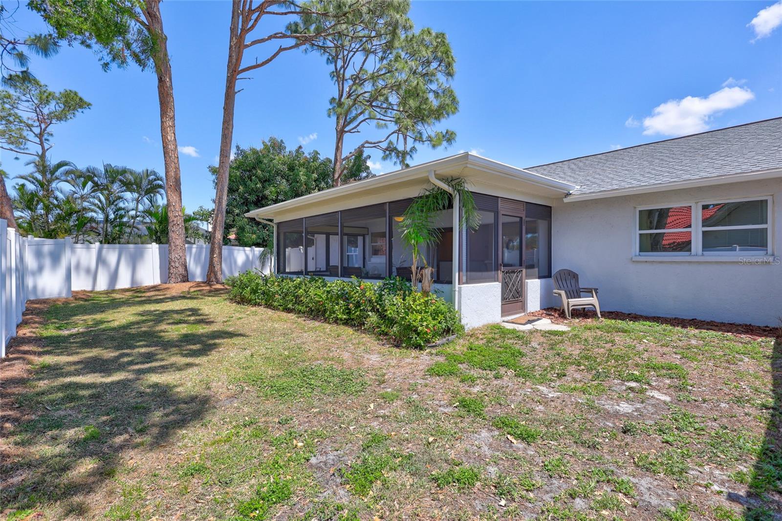 3978 Lemonwood Dr Property Photo 6