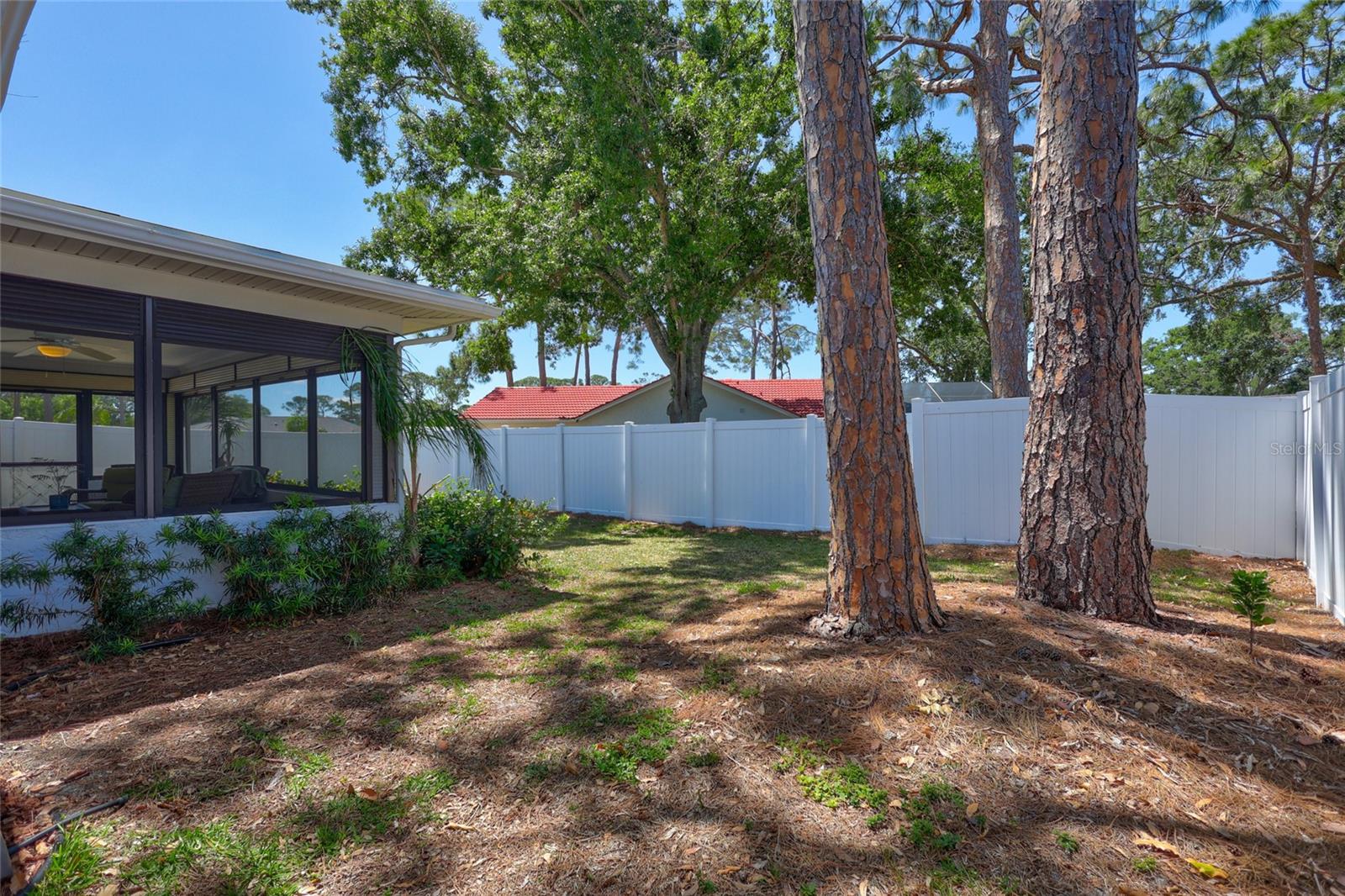 3978 Lemonwood Dr Property Photo 9