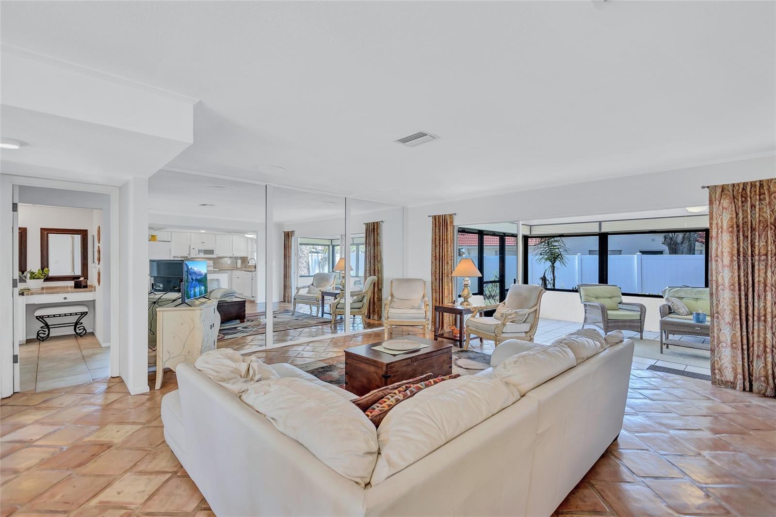 3978 Lemonwood Dr Property Photo 15