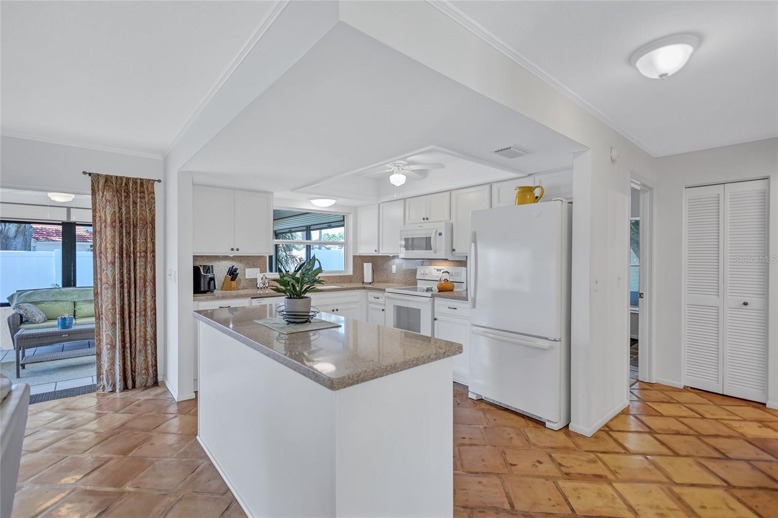 3978 Lemonwood Dr Property Photo 16