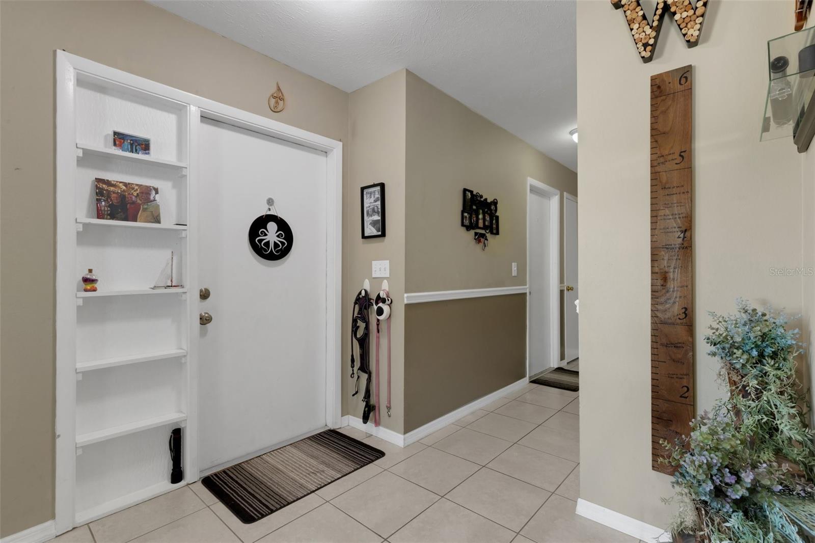 2867 Indianwood Dr Property Photo 6