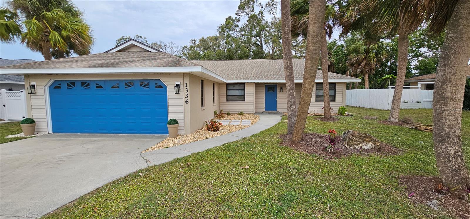 1336 Lucaya Ave Property Photo 1